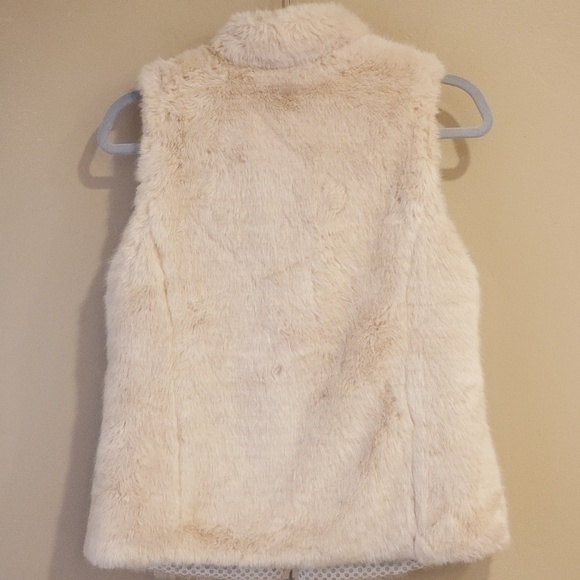 Zara Girls Faux Fur Vest - Picture 3 of 4